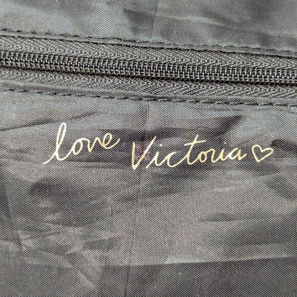 Victoria's Secret floral weekender bag. EUC! - Picture 5 of 9